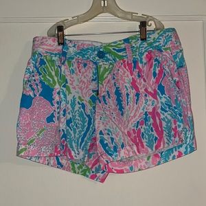 Lilly Pulitzer Callahan Shorts in Coral Print